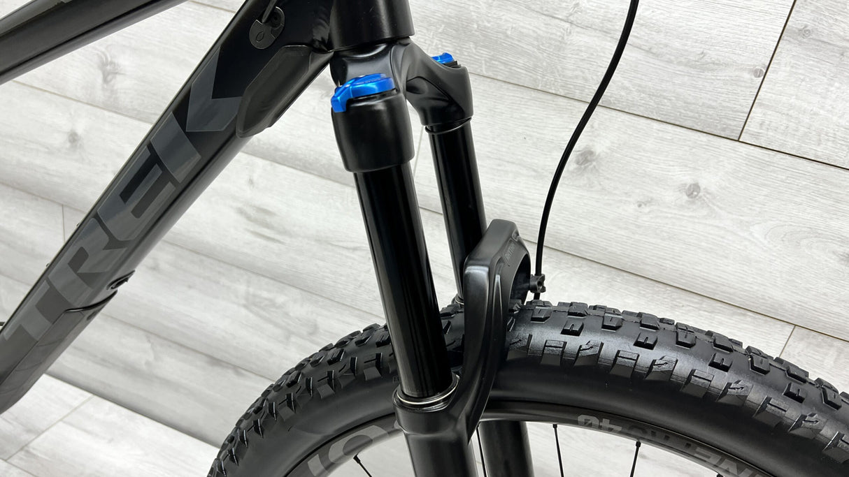 Bicicleta de montaña Trek Fuel EX 8 27.5 Plus 2018 - Grande