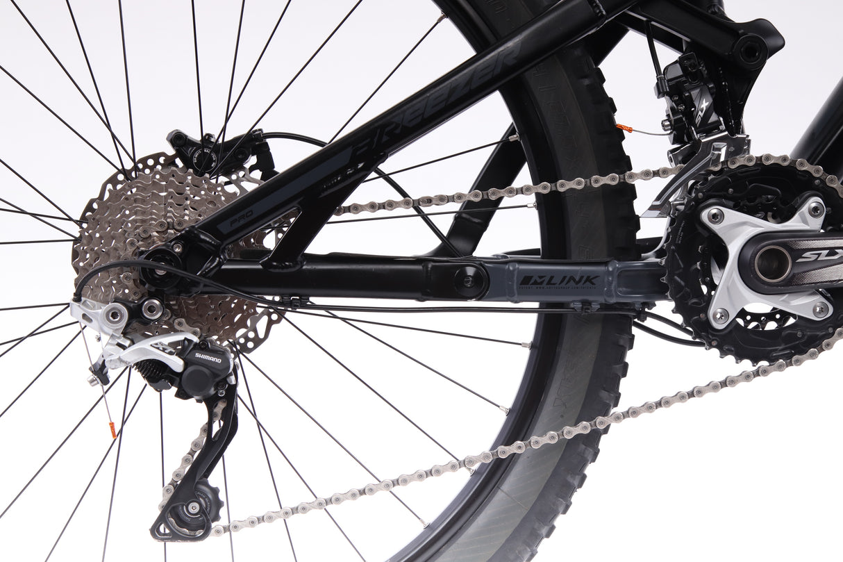 2015 Breezer Repack Pro  Mountain Bike - Medium