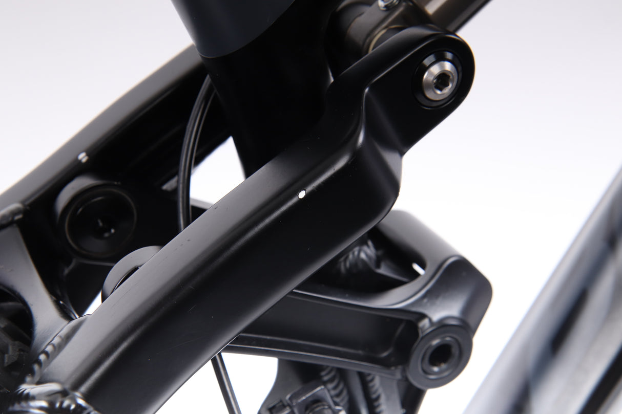 2015 Breezer Repack Pro  Mountain Bike - Medium