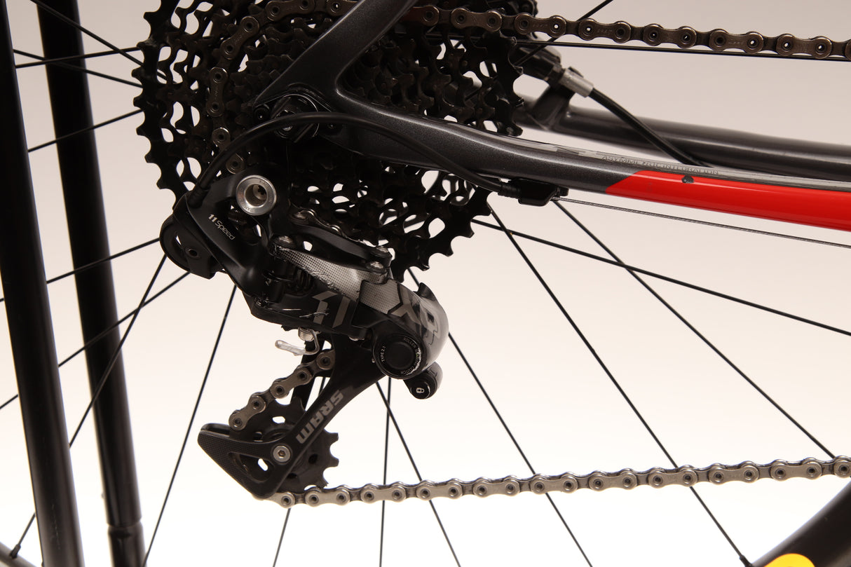 2016 CANNONDALE F-SI CARBON 2 Mountain Bike - Medium