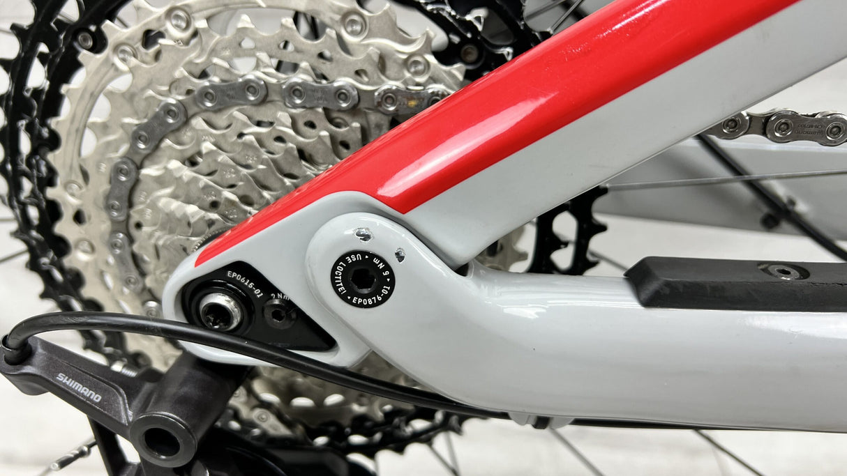 2021 Canyon Neuron CF 8 Mountain Bike - Medium