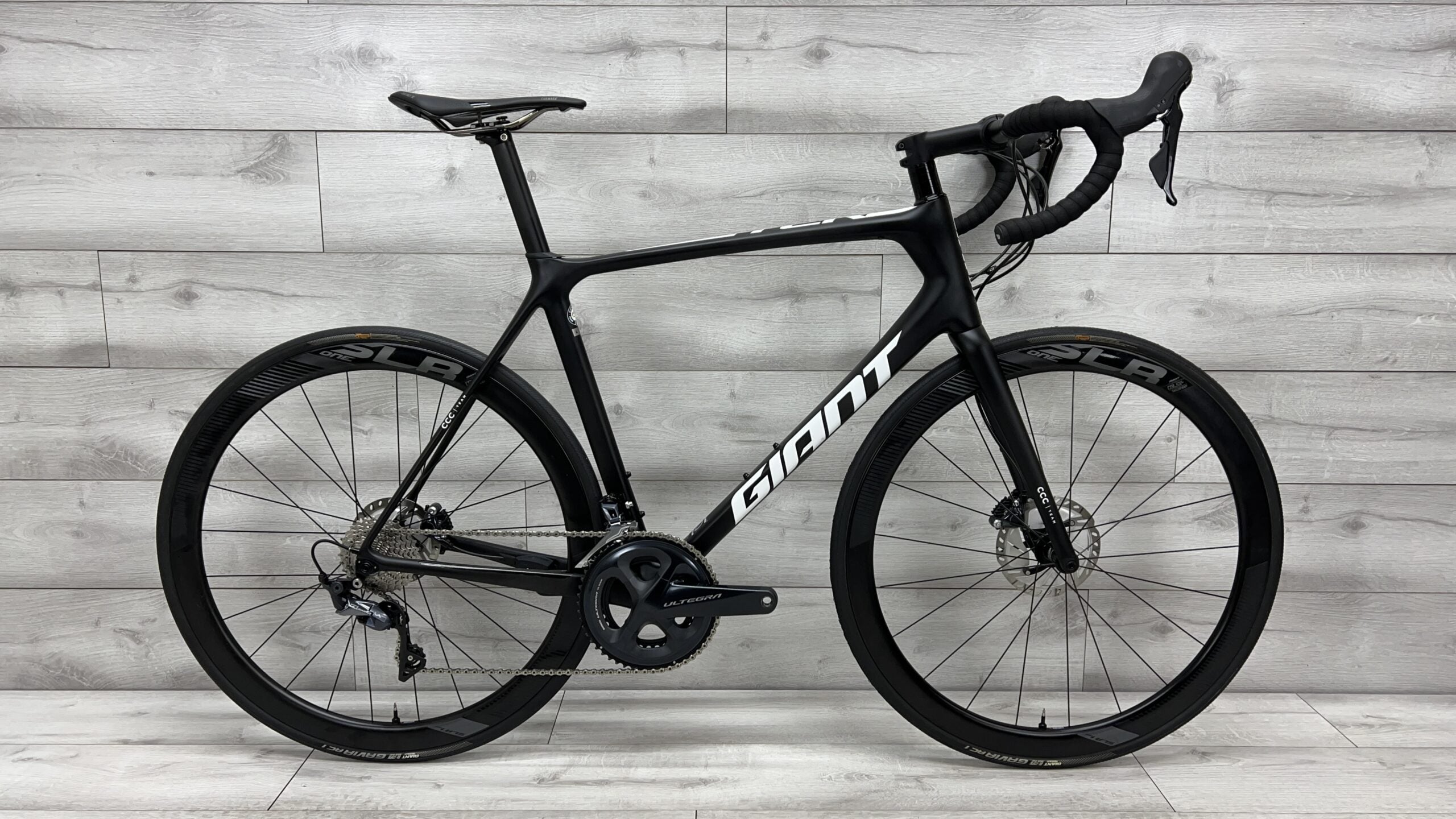 Giant tcr advanced pro 2024 team disc 2020 review