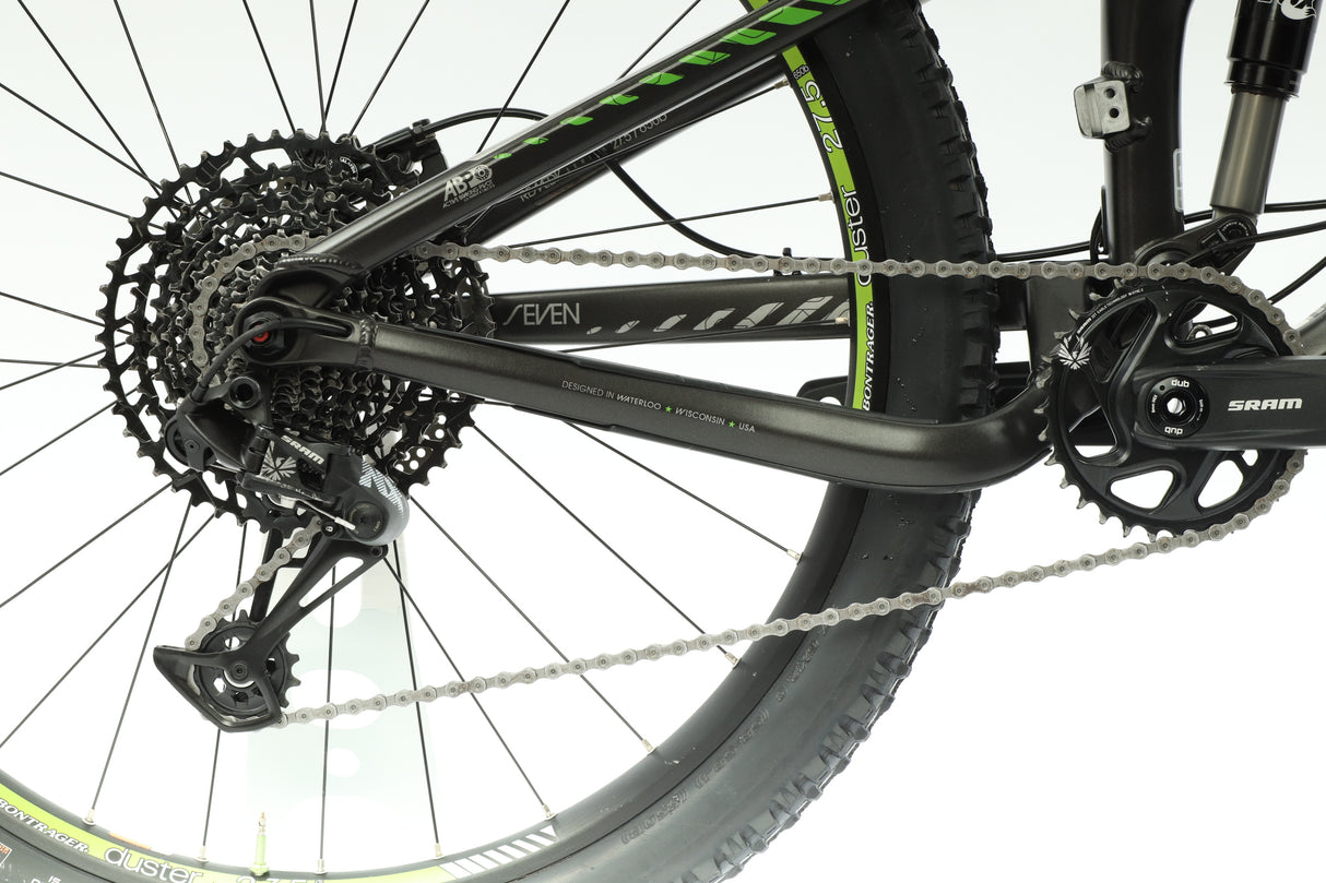 2014 Trek Remedy 7 Mountain Bike - 18.5"