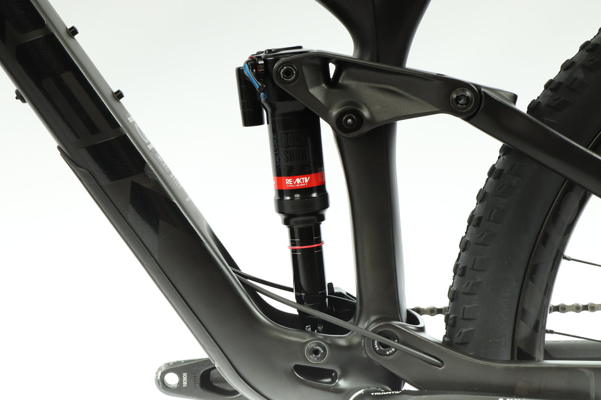 2020 Trek Slash 9.8 Mountain Bike - Large