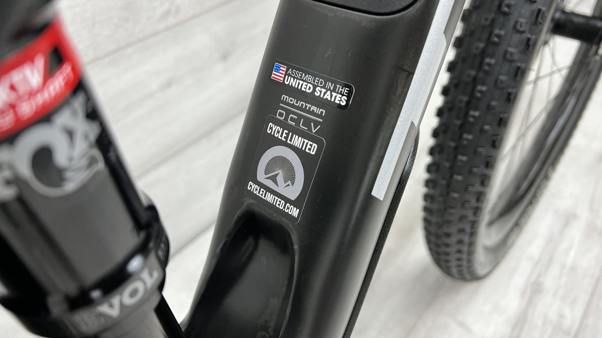 2022 Trek Fuel EX 9.8 GX Mountain Bike - Medium