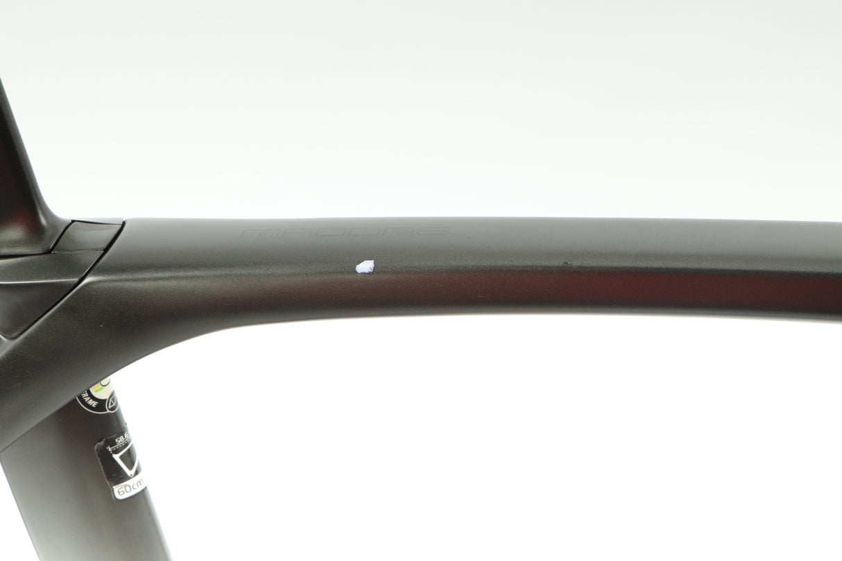 2016 Trek Madone 9.9 Road Bike - 60cm H2