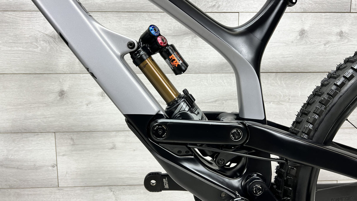 Bicicleta de montaña YT Tues CF Pro Race 2018 - Grande