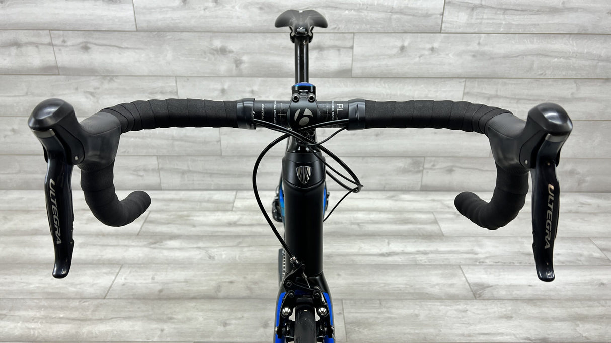 2017 Trek Domane SL 7 Road Bike - 56cm