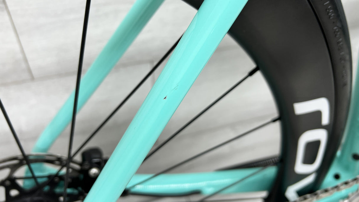 2022 Bianchi Specialissima  Road Bike - 55cm