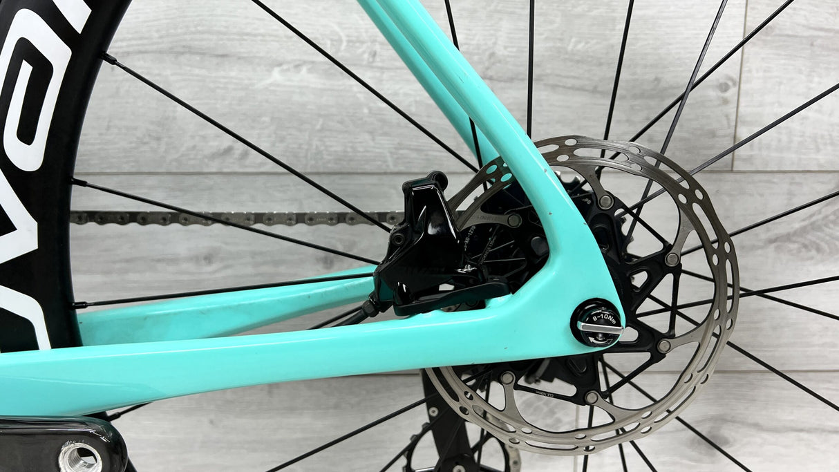 2022 Bianchi Specialissima  Road Bike - 55cm