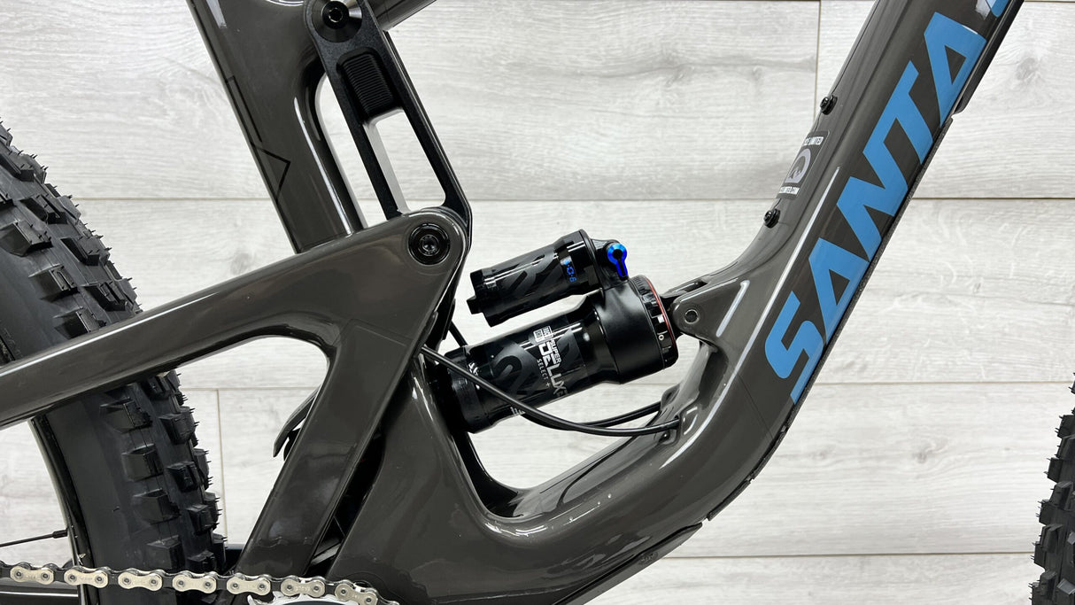 2022 Santa Cruz Hightower C  Mountain Bike - Medium