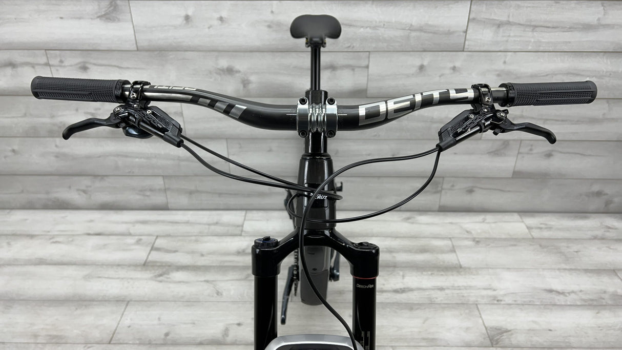 2022 Santa Cruz Hightower C  Mountain Bike - Medium