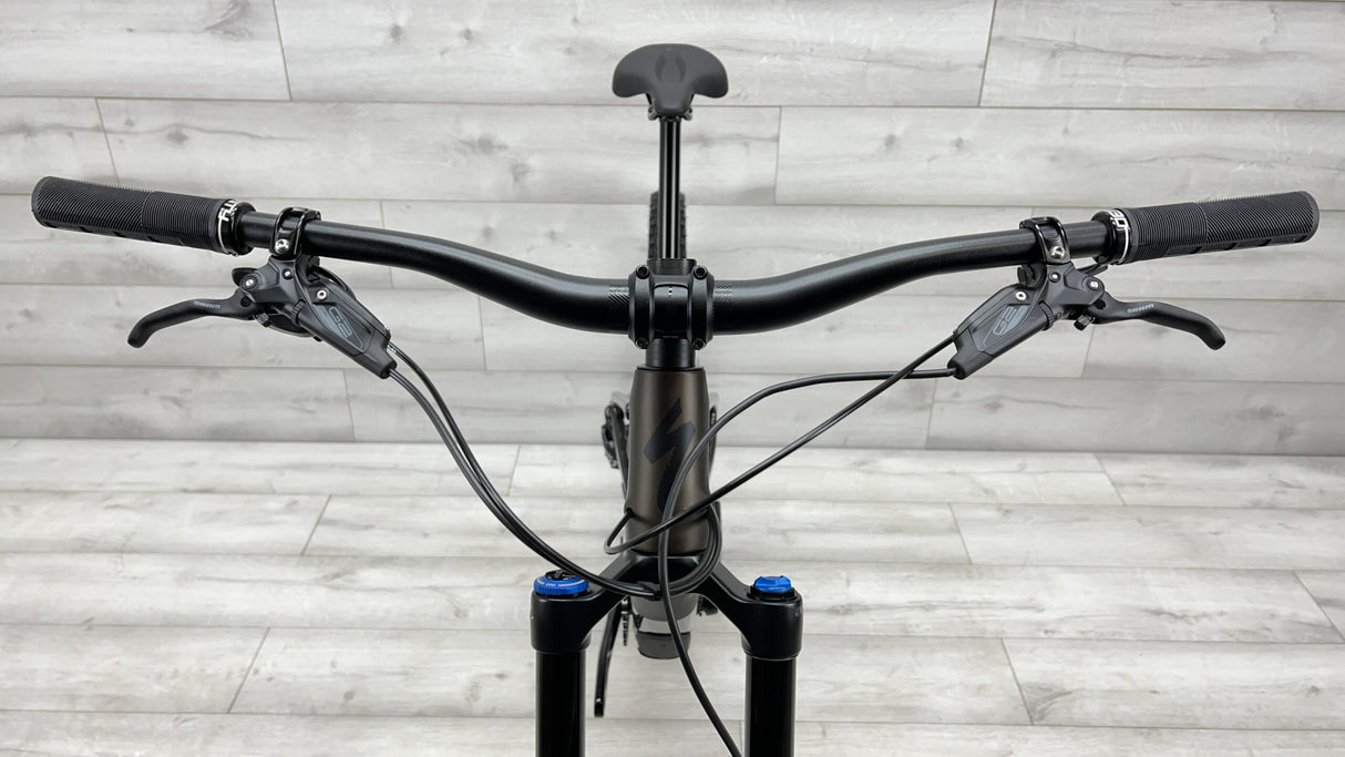 Vélo de montagne Specialized Stumpjumper Expert 2022 - Grand (S4)