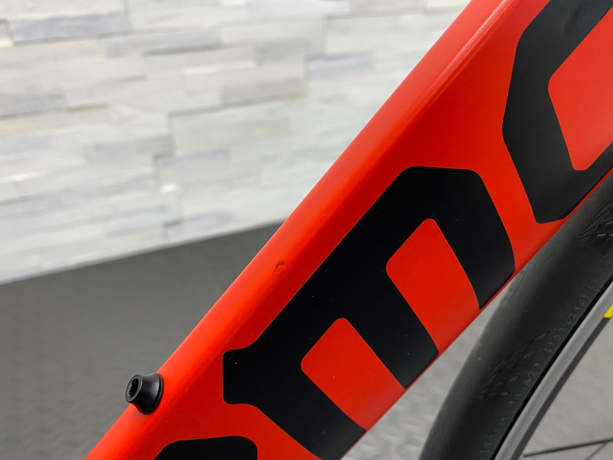 2017 BMC Timemachine 01  Triathlon Bike - M/L