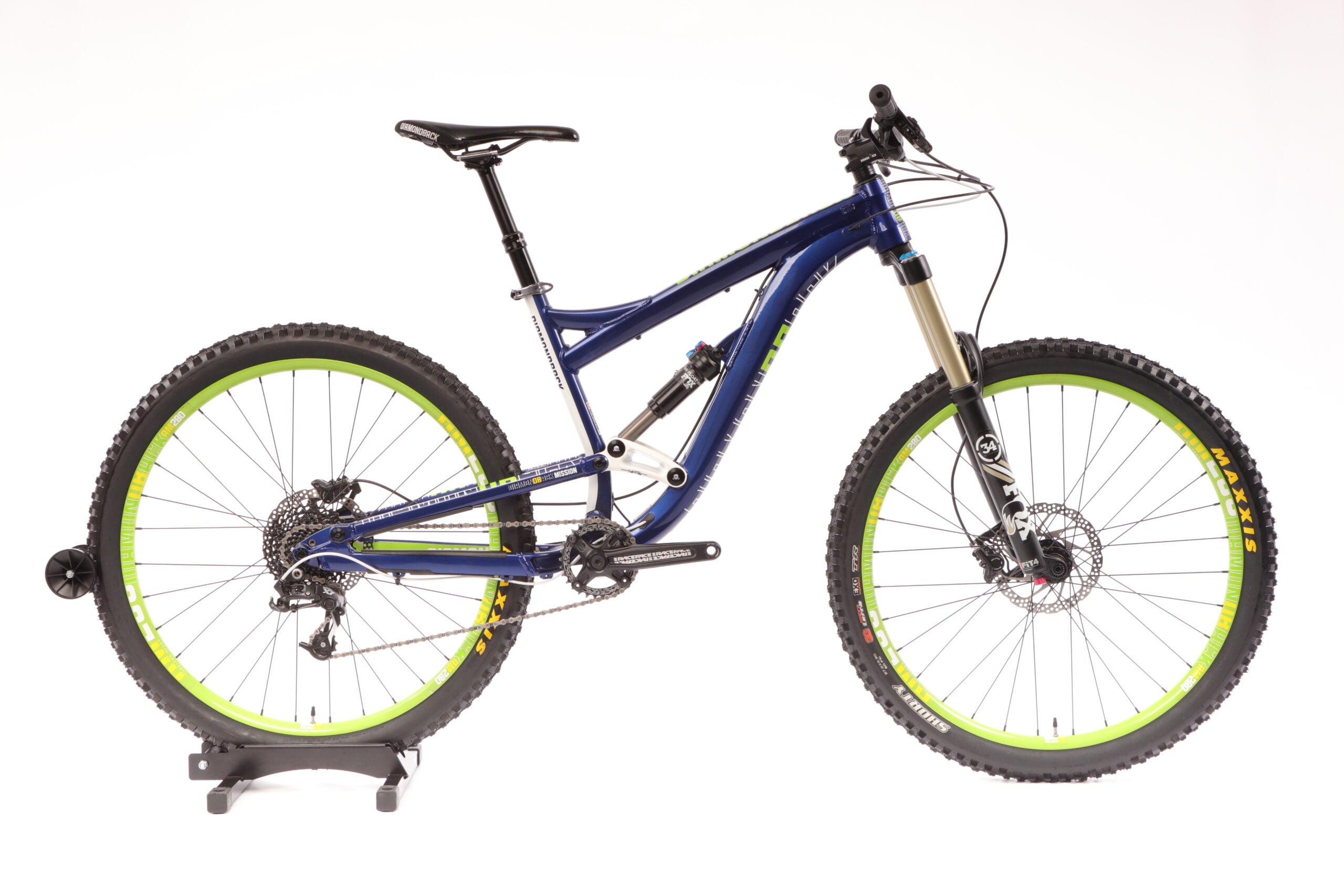 2017 Diamondback Mission 1 Mountain Bike Medium