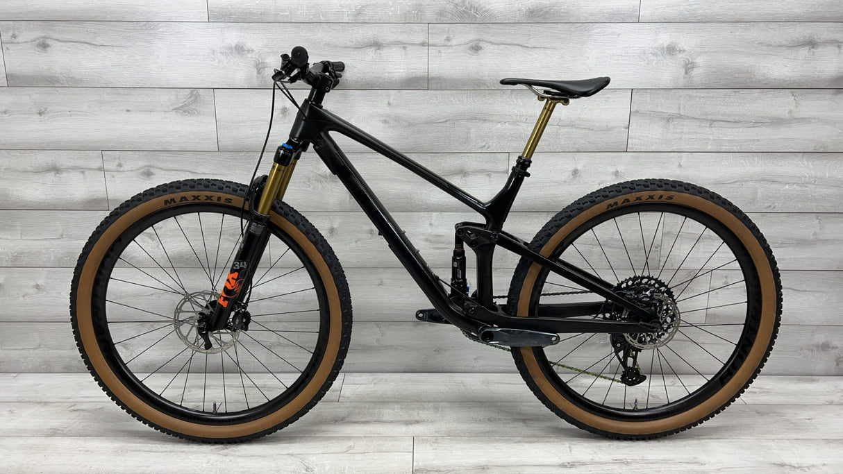 2021 Trek Fuel EX 9.8  Mountain Bike - Med/Large