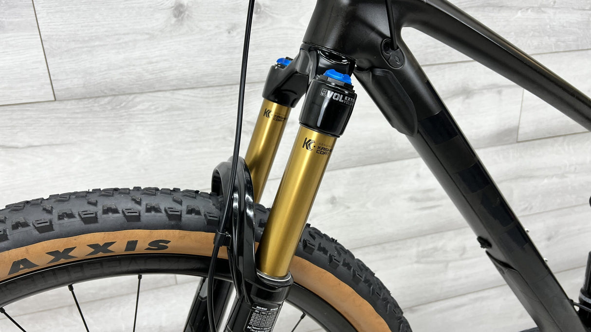 2021 Trek Fuel EX 9.8  Mountain Bike - Med/Large