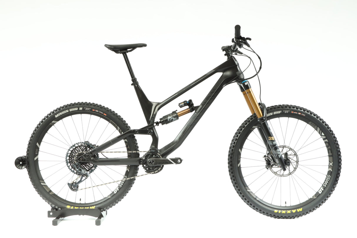 2021 Canyon Torque CF 9