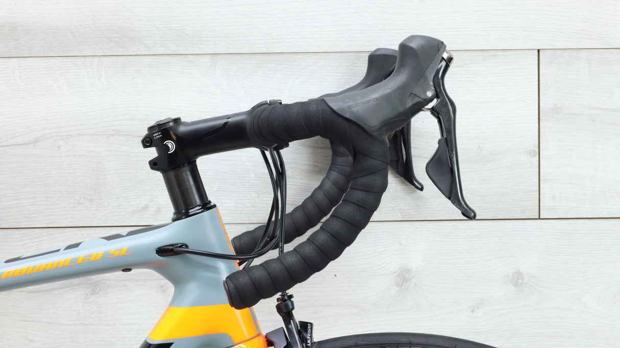 2018 Giant TCR Advanced SL 2 KOM Road Bike - Small