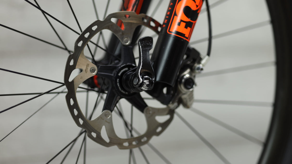 2016 Scott Genius 900 Tuned Mountain Bike - X-Large