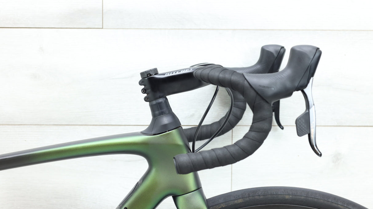 2023 Specialized Roubaix Pro Road Bike - 52cm