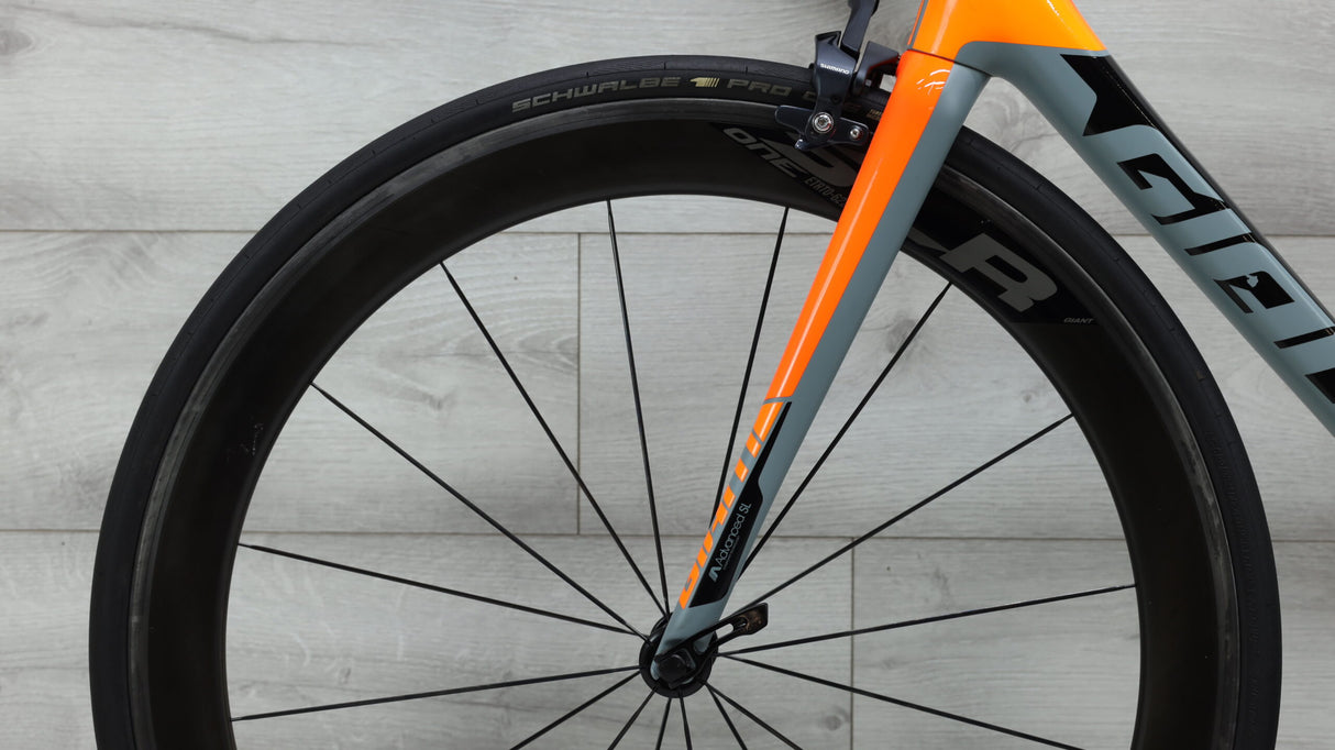 2018 Giant TCR Advanced SL 2 KOM Road Bike - Small