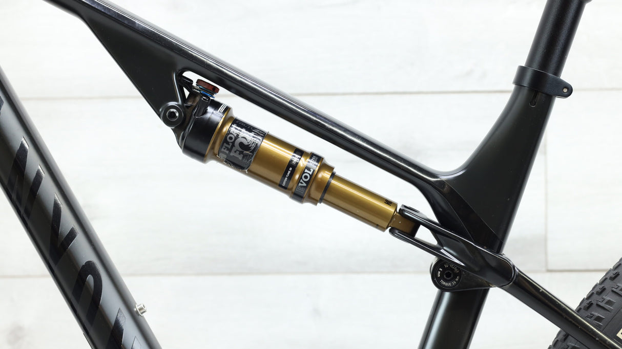 2020 Canyon Lux CF SLX 9.0 Race Team Mountain Bike - Medium