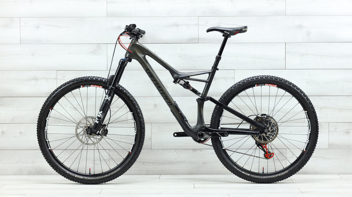 2018 Specialized Stumpjumper Expert 29/6Fattie Mountain Bike - Large