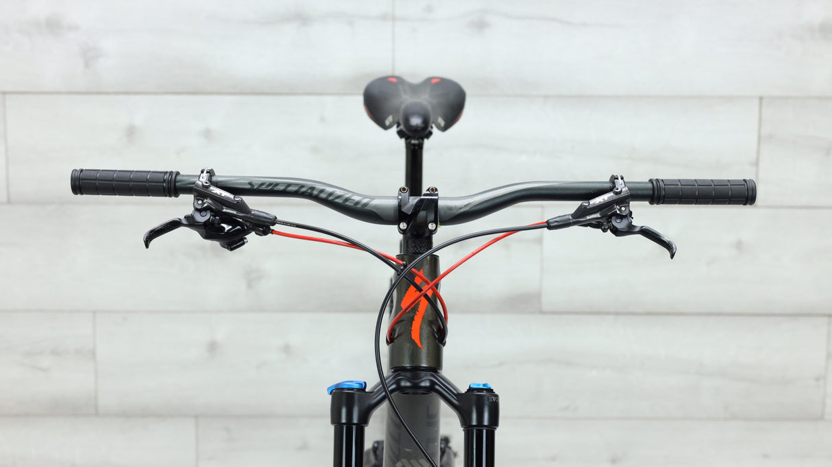 2018 Specialized Stumpjumper Expert 29/6Fattie Mountain Bike - Large