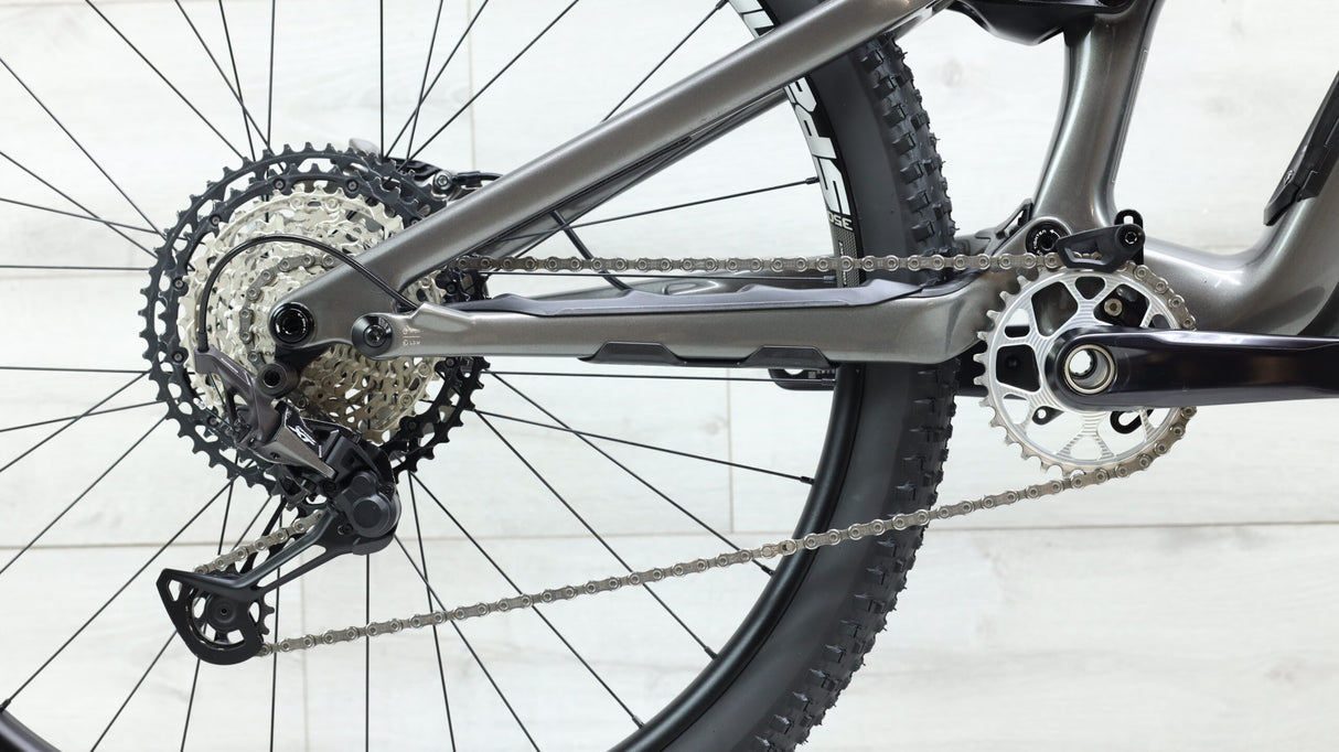 Specialized S-Works Stumpjumper EVO  Mountain Bike - 2023, S2