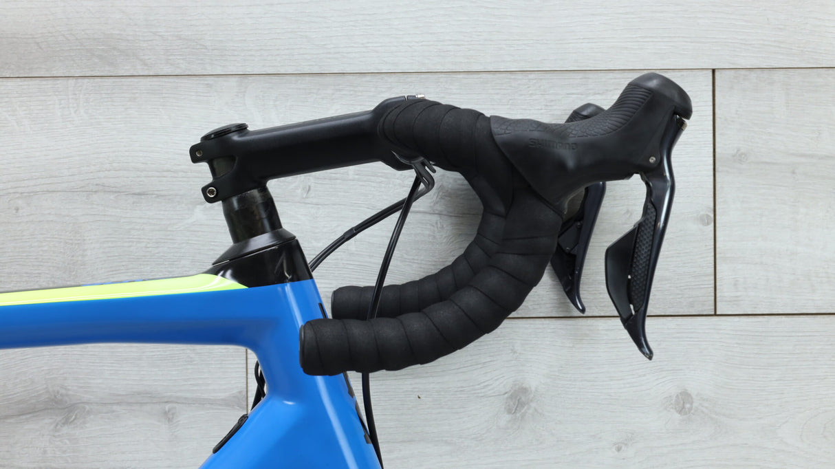 2018 BMC Teammachine SLR02 DISC ONE Road Bike - 56cm