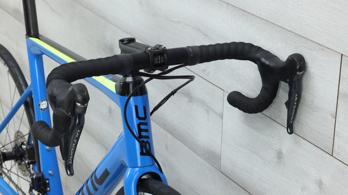 2018 BMC Teammachine SLR02 DISC ONE Road Bike - 56cm