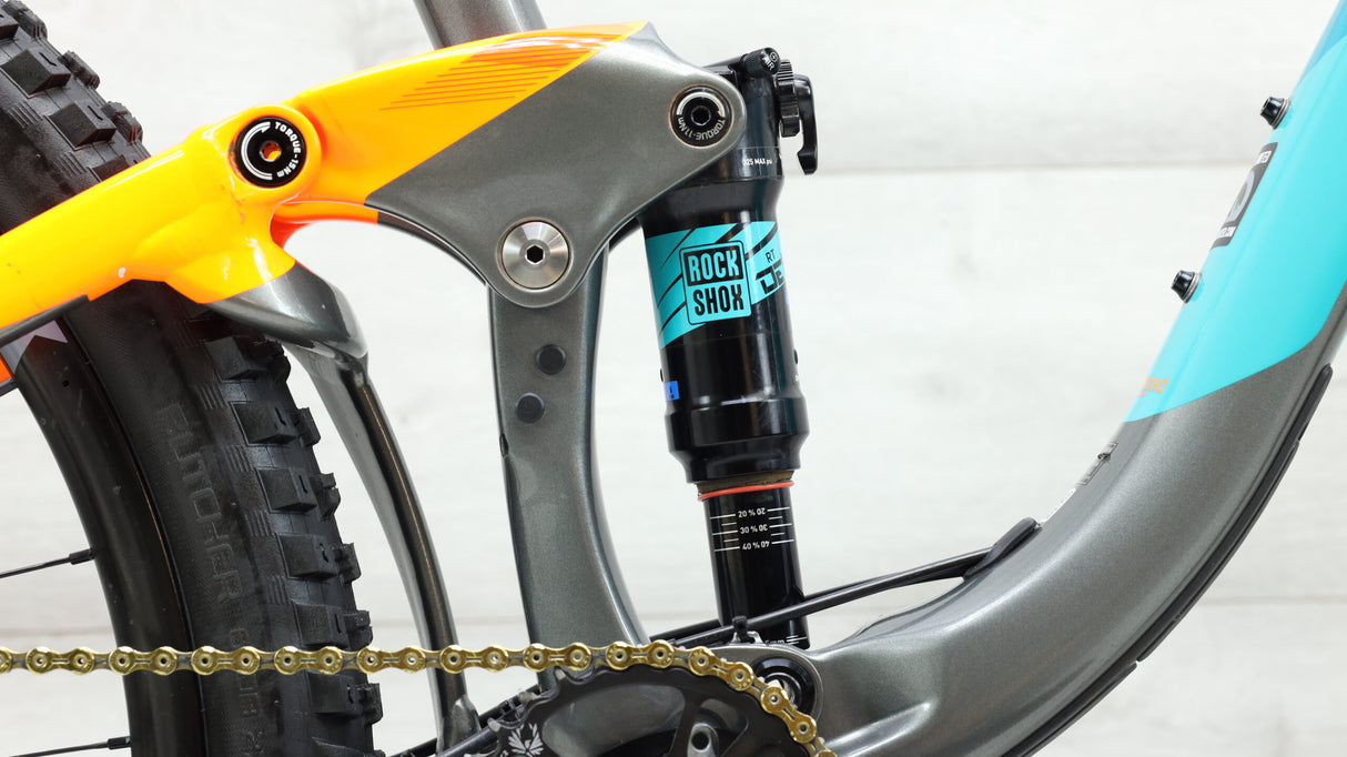 Giant Trance Advanced 2  Mountain Bike - 2017, Large