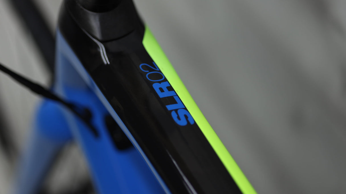 2018 BMC Teammachine SLR02 DISC ONE Road Bike - 56cm