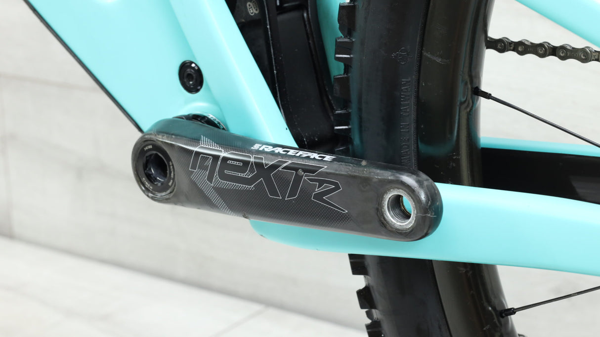 2019 Santa Cruz Bronson CC Reserve Mountain Bike - Medium