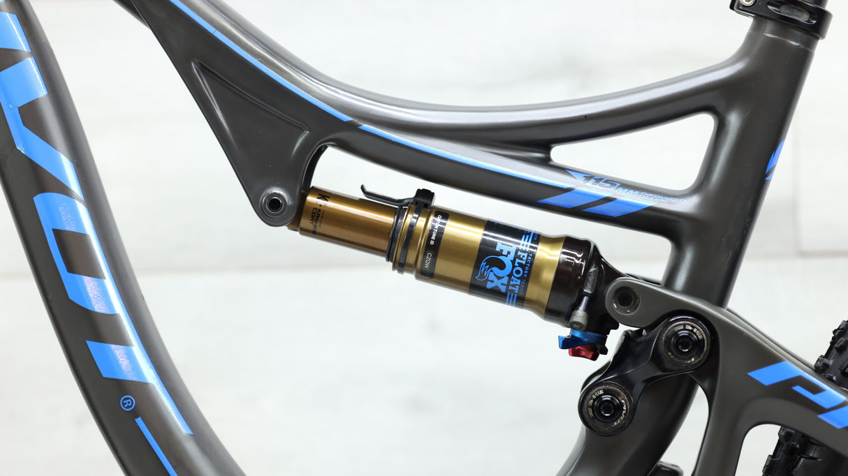 Bicicleta de montaña de carbono Pivot Mach 4 2017 - Pequeña