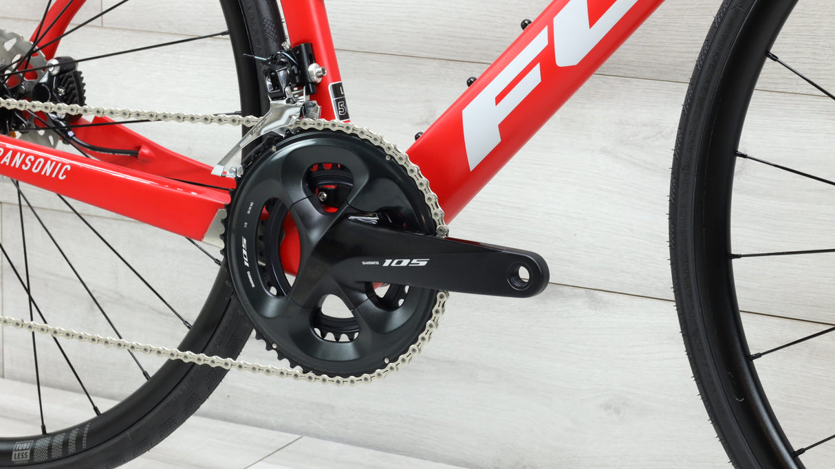 2021 Fuji Transonic 2.3 Road Bike - 56cm