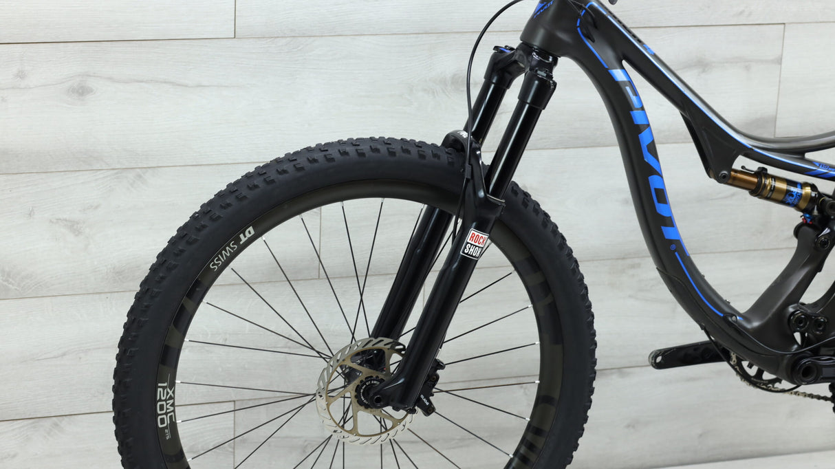 Bicicleta de montaña de carbono Pivot Mach 4 2017 - Pequeña