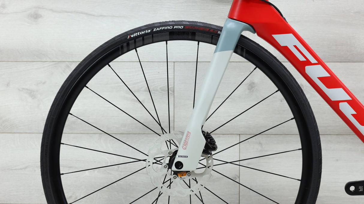 2021 Fuji Transonic 2.3 Road Bike - 56cm