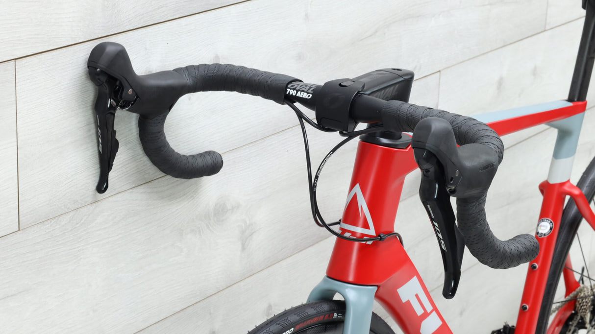 2021 Fuji Transonic 2.3 Road Bike - 56cm