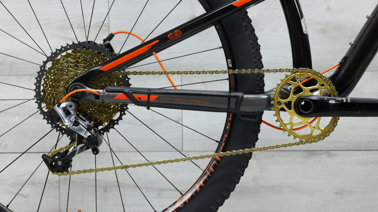 Vélo de montagne Trek Superfly FS 9.8 SL 2015 - Moyen