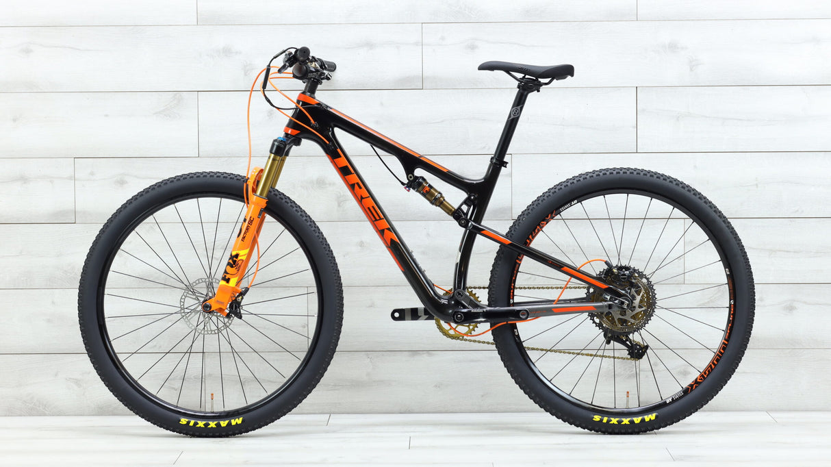 Vélo de montagne Trek Superfly FS 9.8 SL 2015 - Moyen