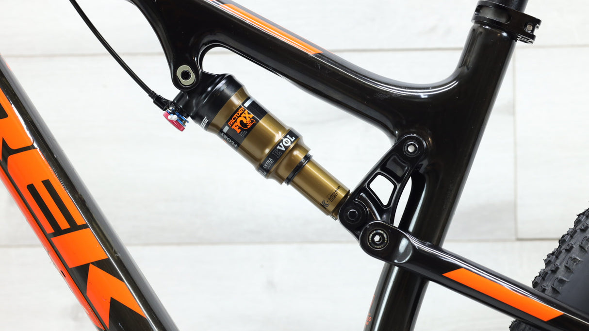 Vélo de montagne Trek Superfly FS 9.8 SL 2015 - Moyen