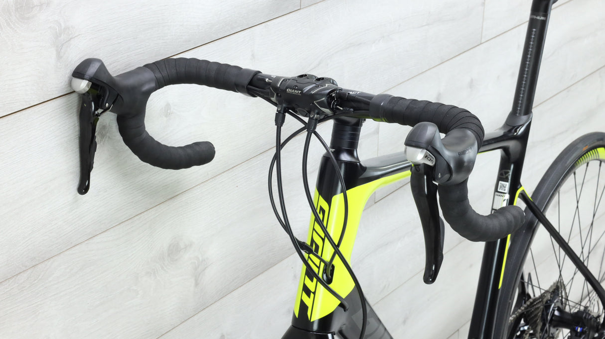 Giant Defy Advanced 1 Road Bike - 2018, Large