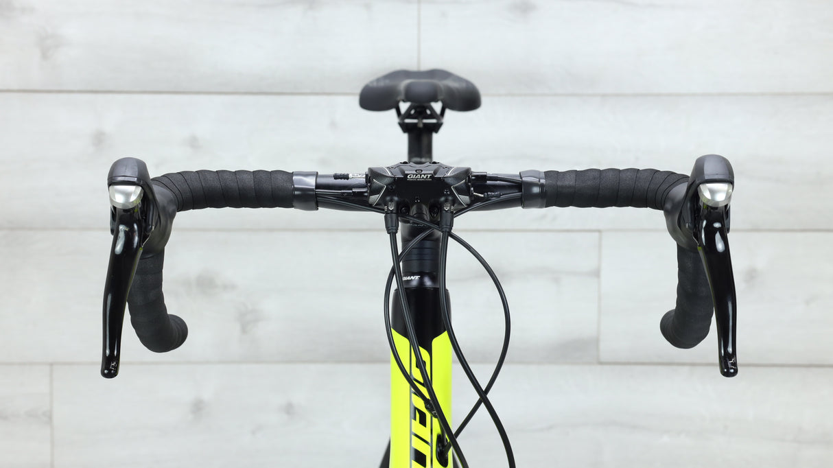 Giant Defy Advanced 1 Road Bike - 2018, Large