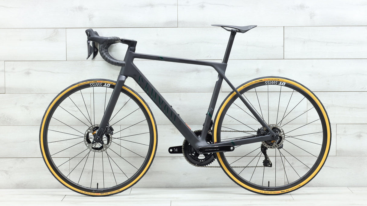 Bicicleta de carretera Canyon Ultimate CFR Di2 2023 - Mediana