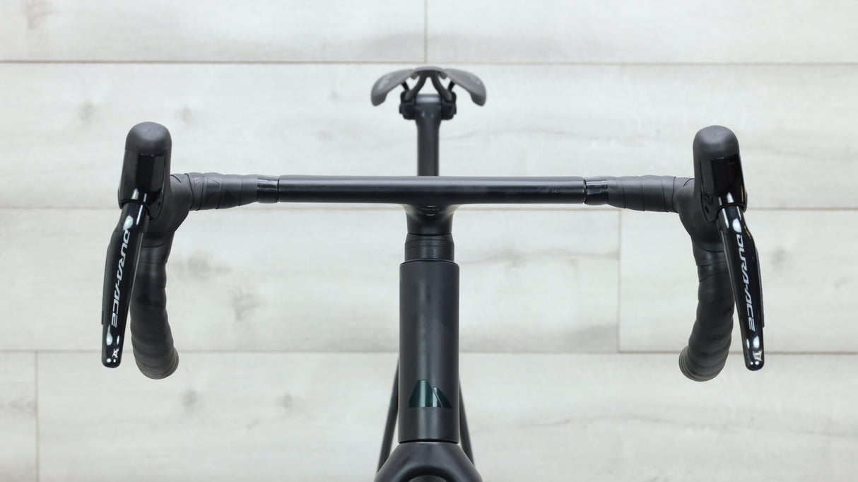 Bicicleta de carretera Canyon Ultimate CFR Di2 2023 - Mediana