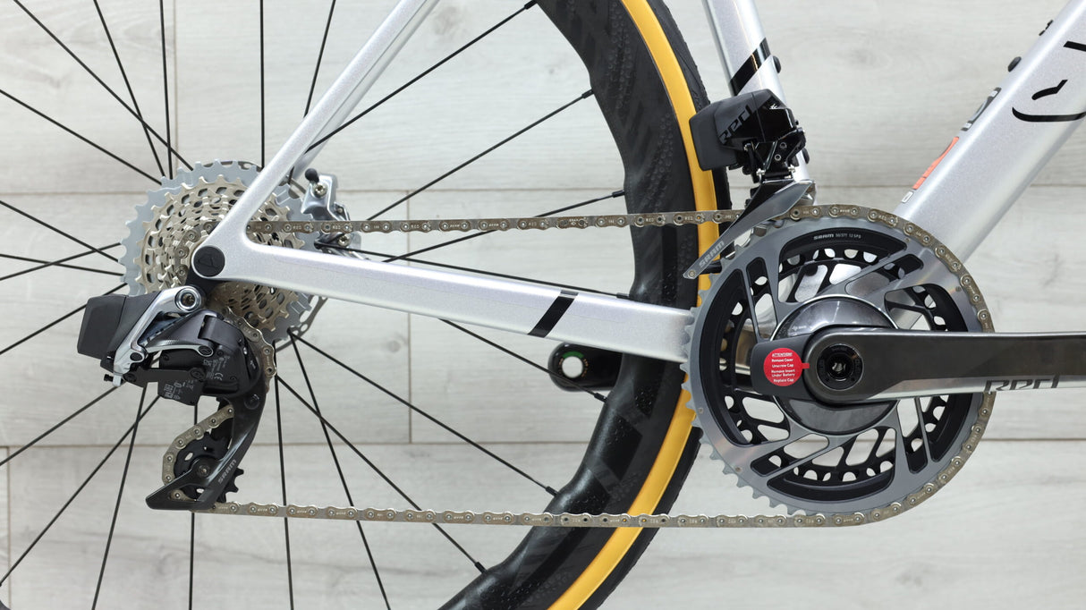 Bicicleta de carretera Canyon Ultimate CFR eTap 2023 - Mediana