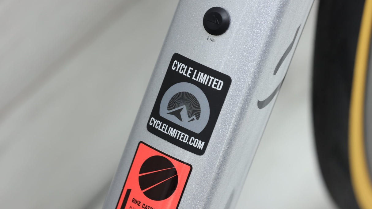 Bicicleta de carretera Canyon Ultimate CFR eTap 2023 - Mediana