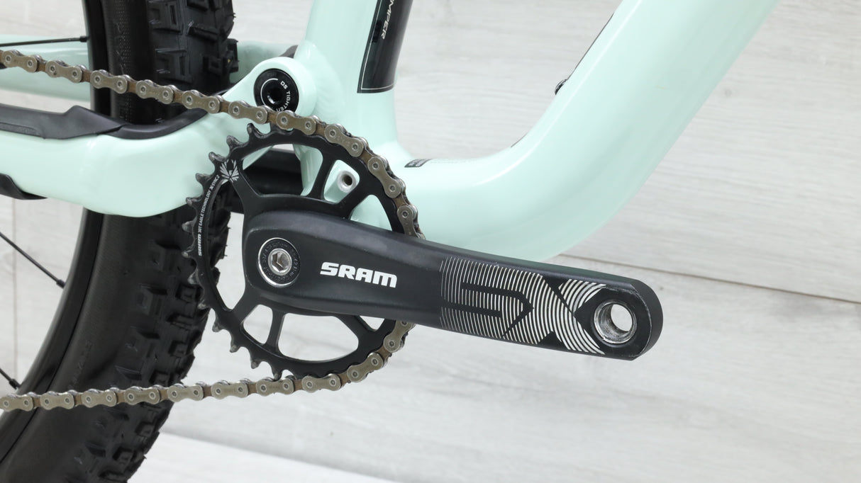 2023 Specialized Stumpjumper Alloy Mountain Bike - Large (S4)